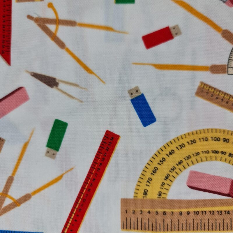 Tecido motivos escolares